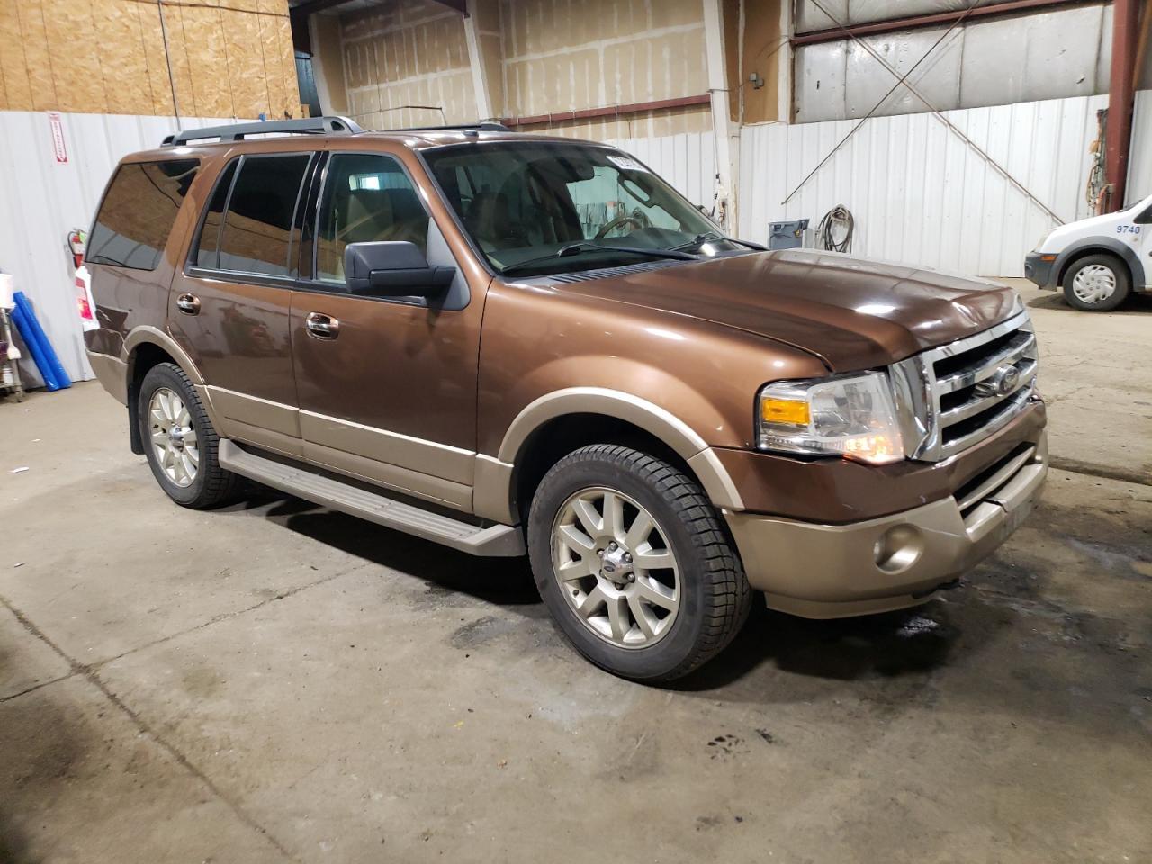 2011 Ford Expedition Xlt - Фото 4