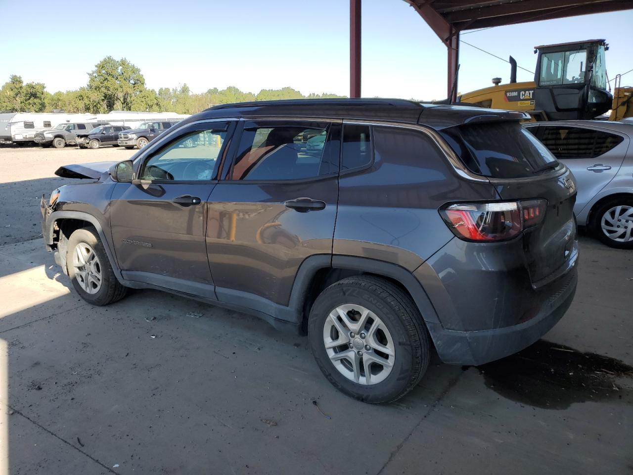 2021 Jeep Compass Sport - Фото 2