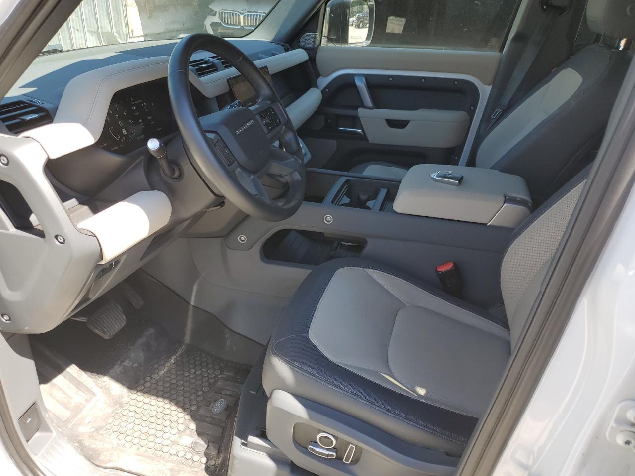 2023 Land Rover Defender 130 X-Dynamic Se - Фото 7