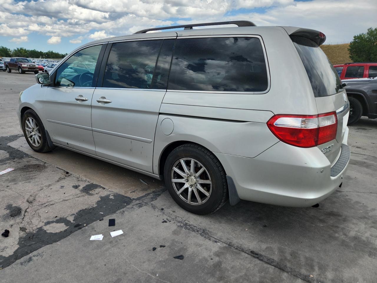 2006 Honda Odyssey Touring - Фото 2