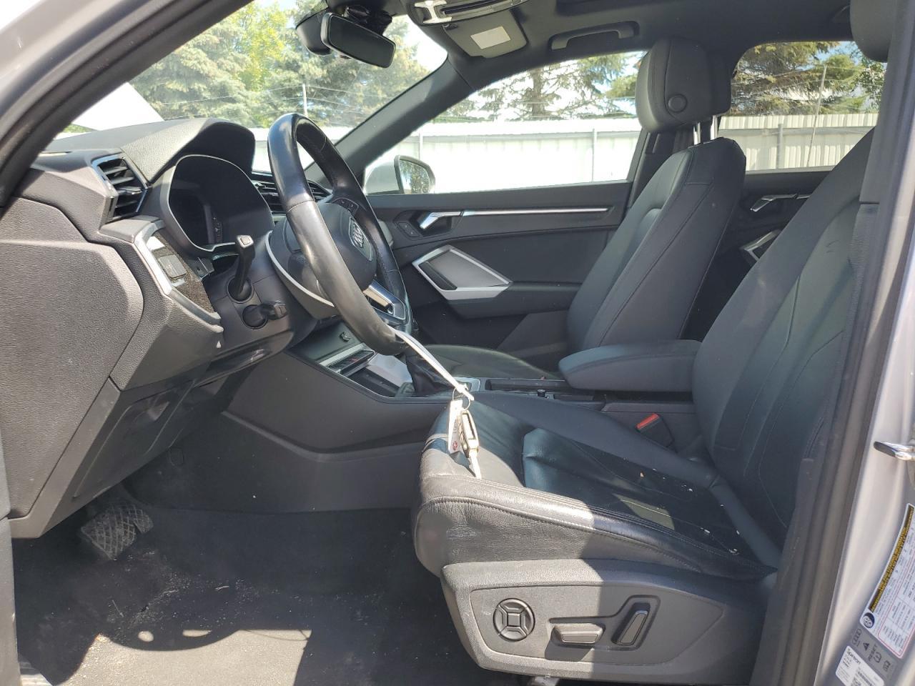 2021 Audi Q3 Premium 40 - Фото 7