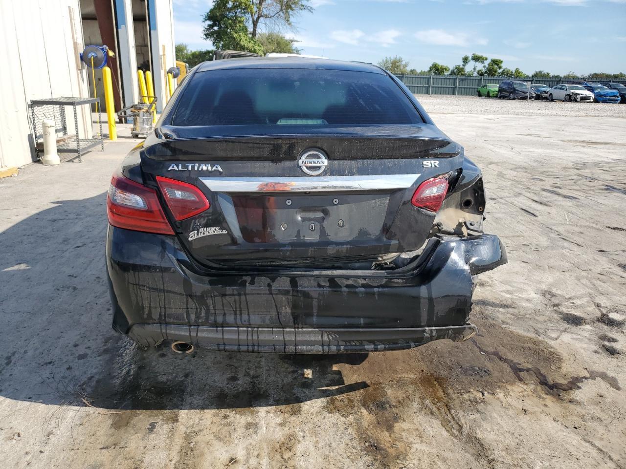 2018 Nissan Altima 2.5 - Image 6