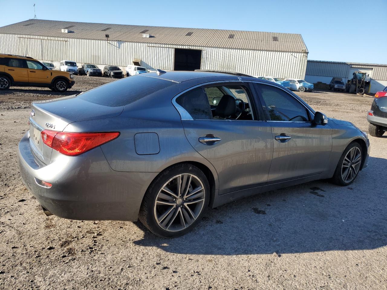 2016 Infiniti Q50 Premium - Фото 3