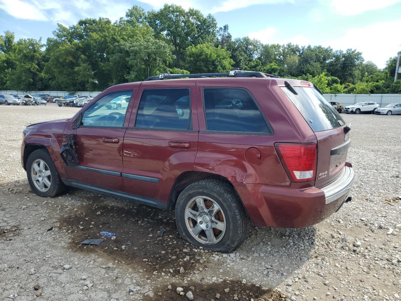 2008 Jeep Grand Cherokee Laredo - Image 2