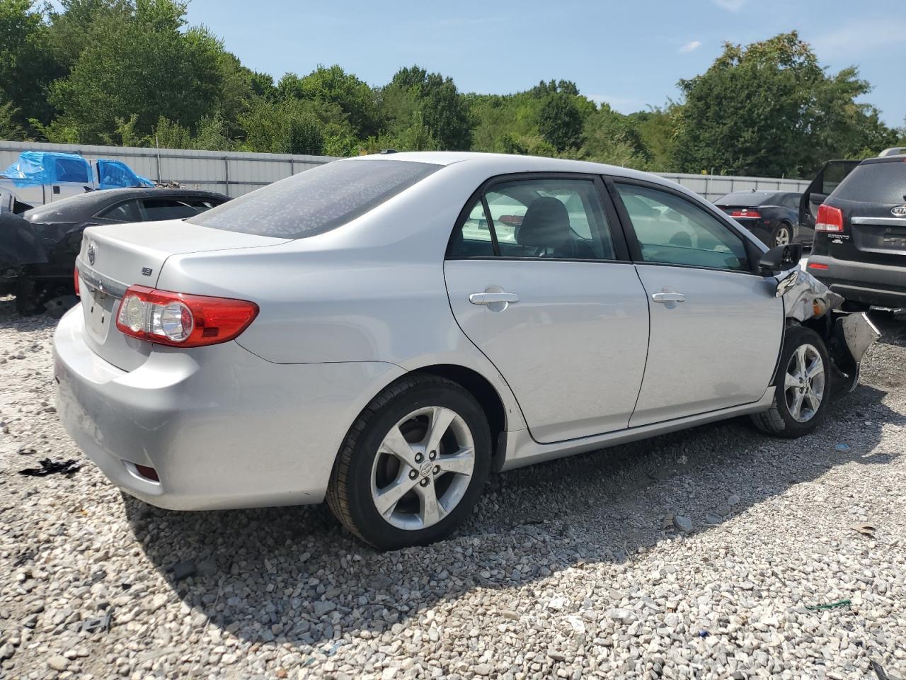 2011 Toyota Corolla Le - Image 3