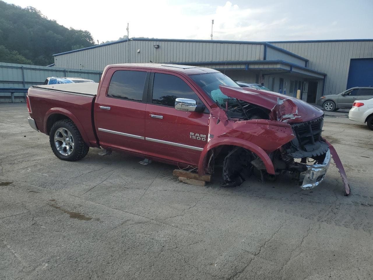 2015 Ram 1500 Laramie - Image 4