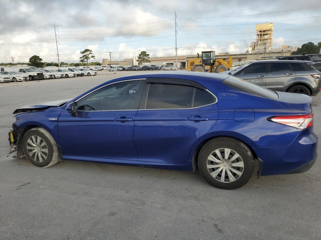 2018 Toyota Camry Le - Image 2