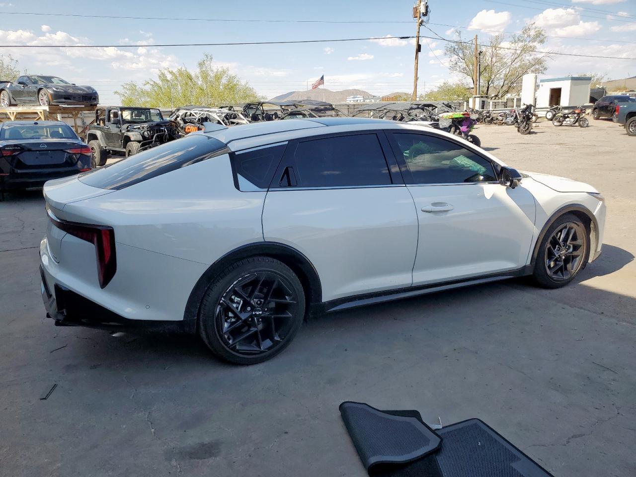2025 Kia K4 Gt-Line Turbo - Фото 3