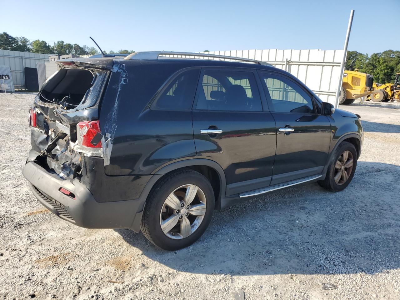 2013 Kia Sorento Ex - Image 3