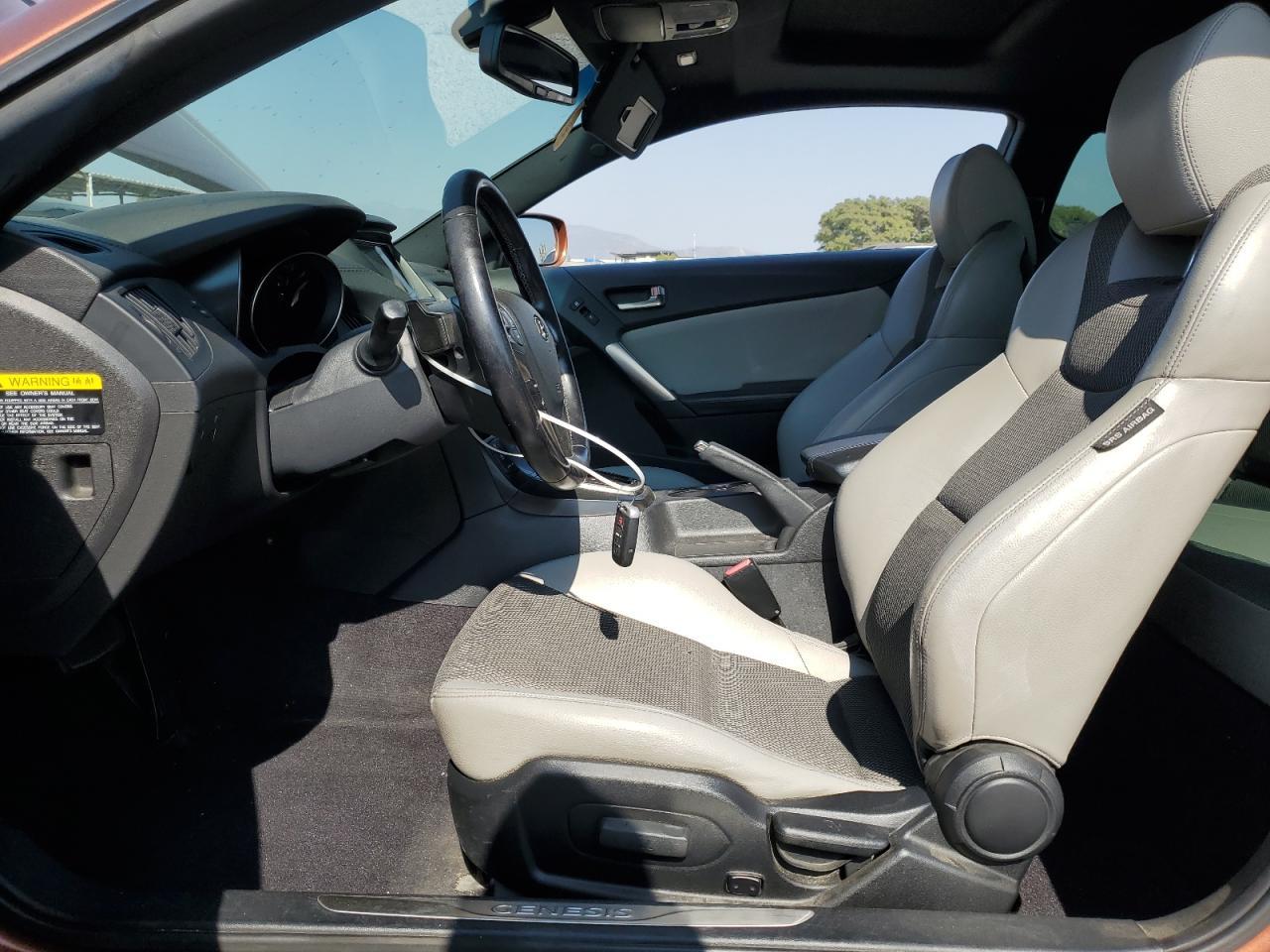 2013 Hyundai Genesis Coupe 2.0T - Фото 7