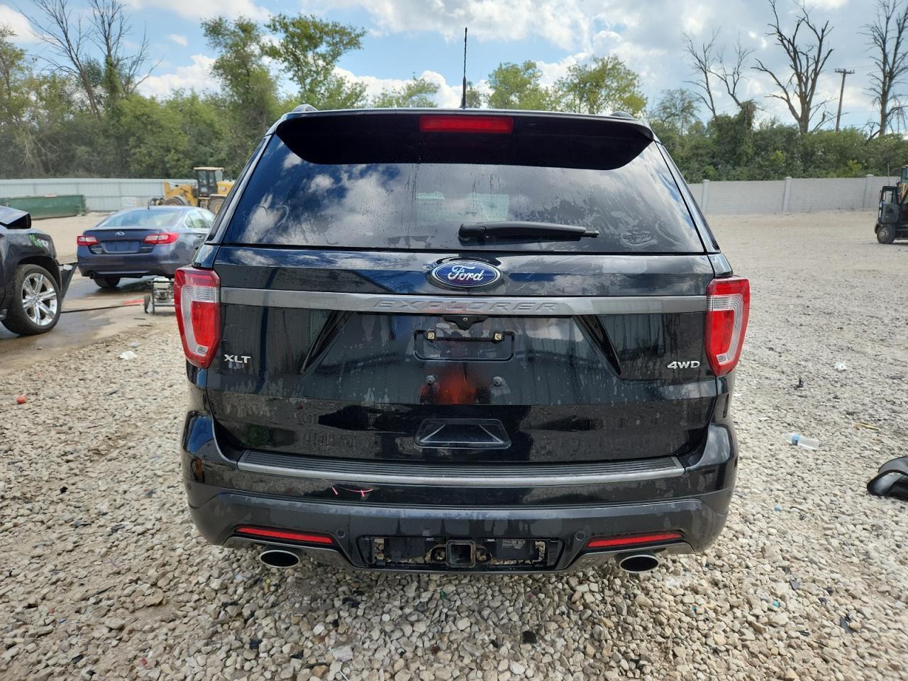 2018 Ford Explorer Xlt - Фото 6