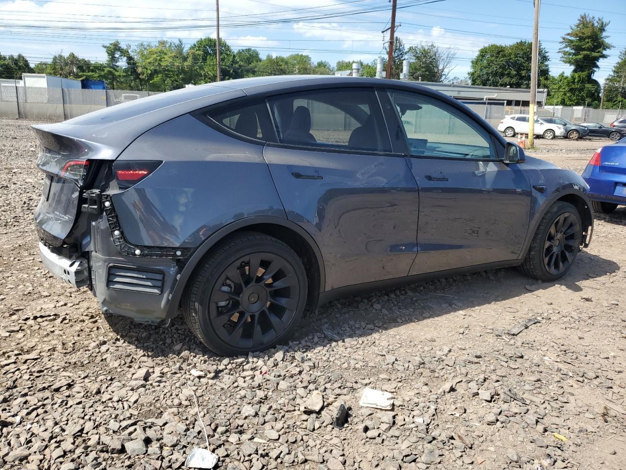 2023 Tesla Model Y - Фото 3