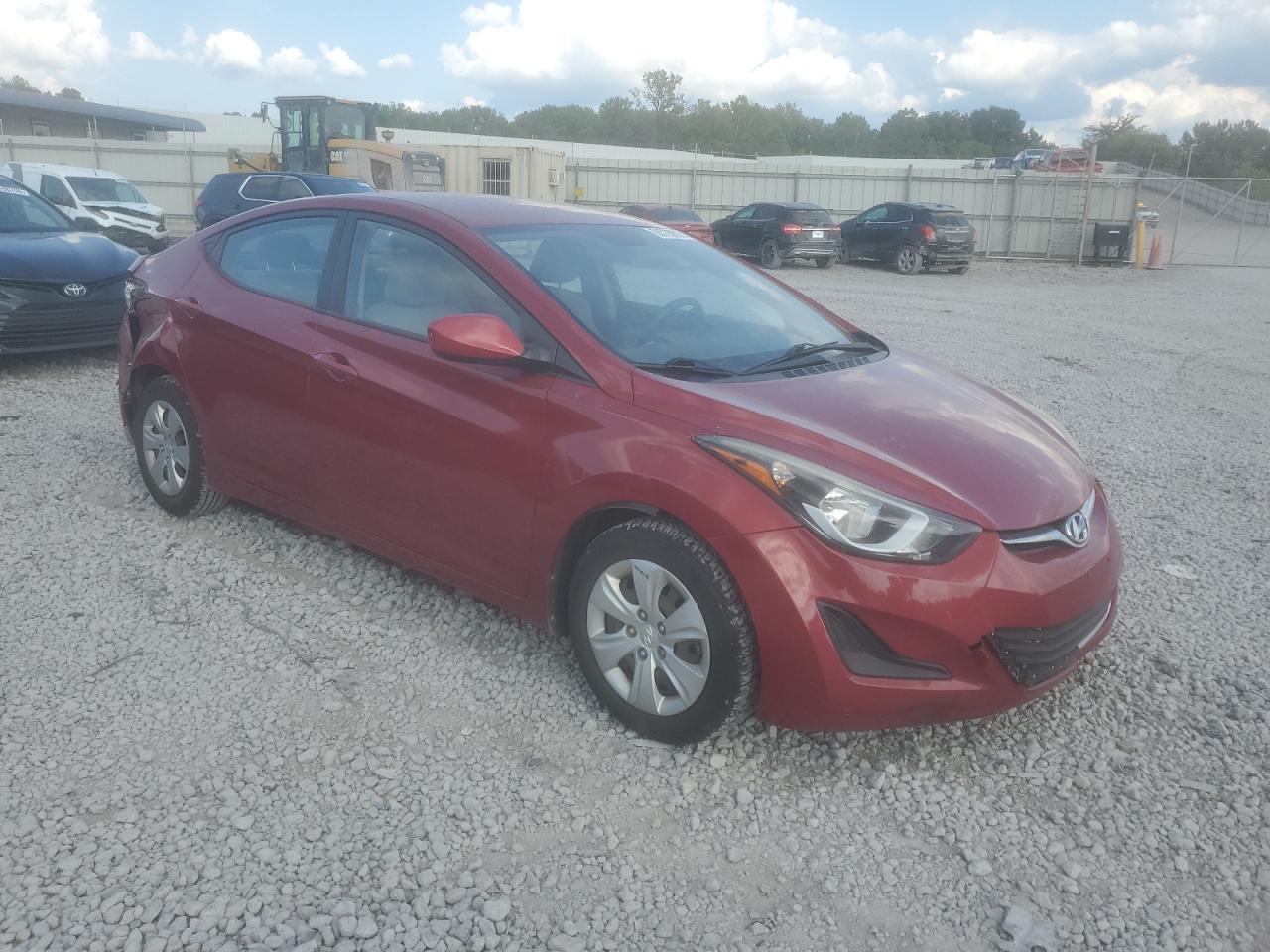 2016 Hyundai Elantra Se - Image 4