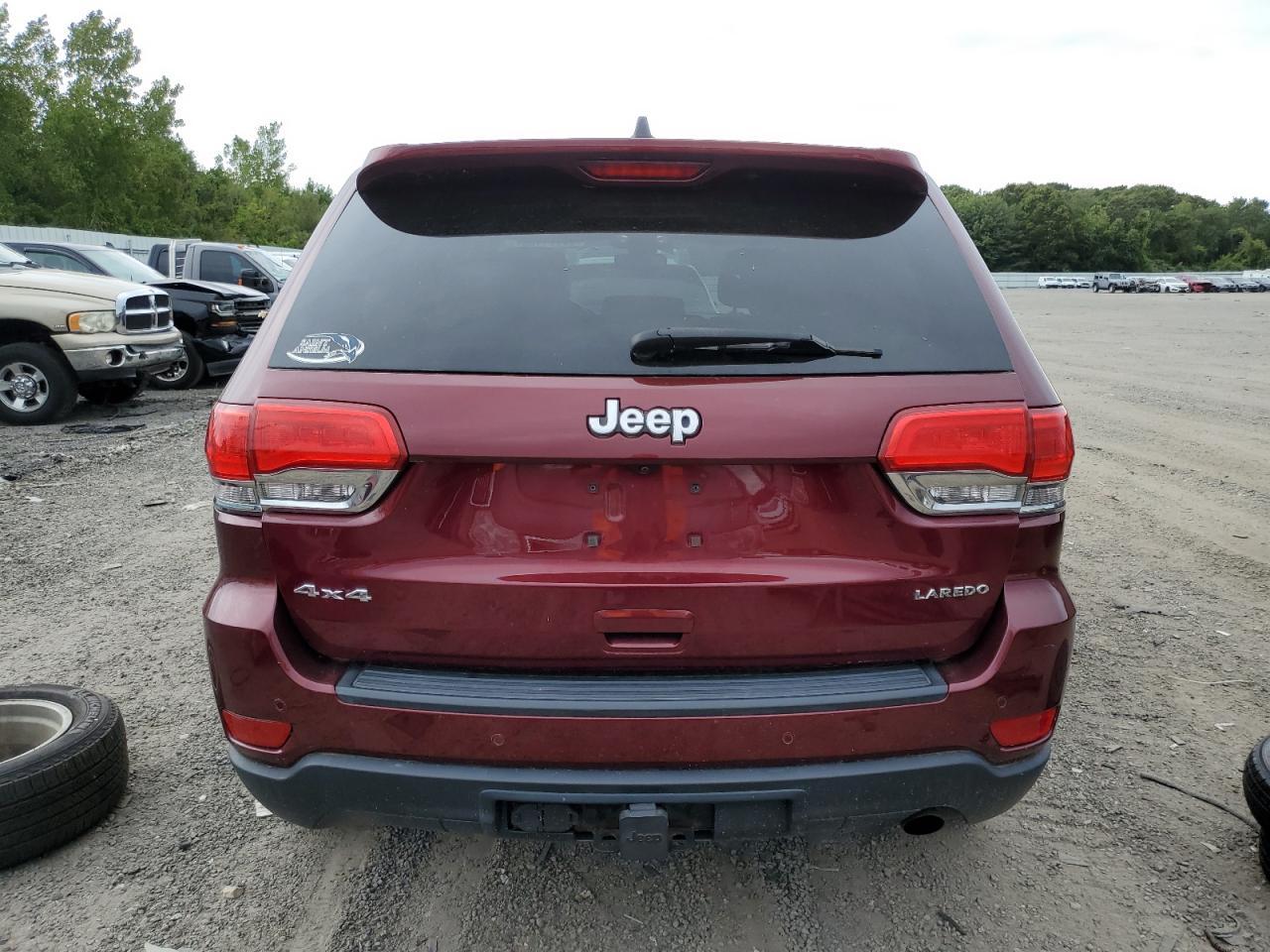 2017 Jeep Grand Cherokee Laredo - Фото 6