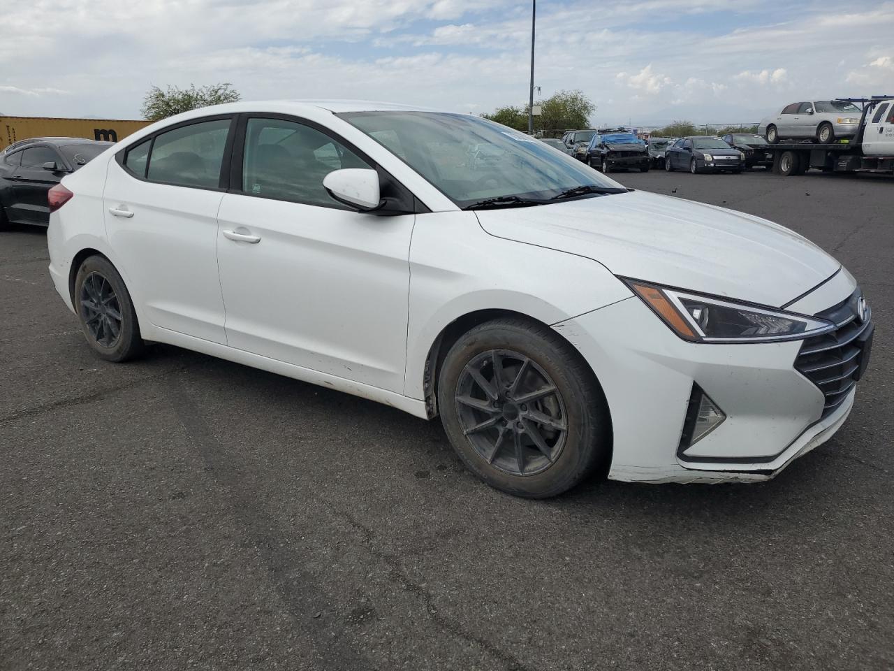 2019 Hyundai Elantra Sel - Фото 4