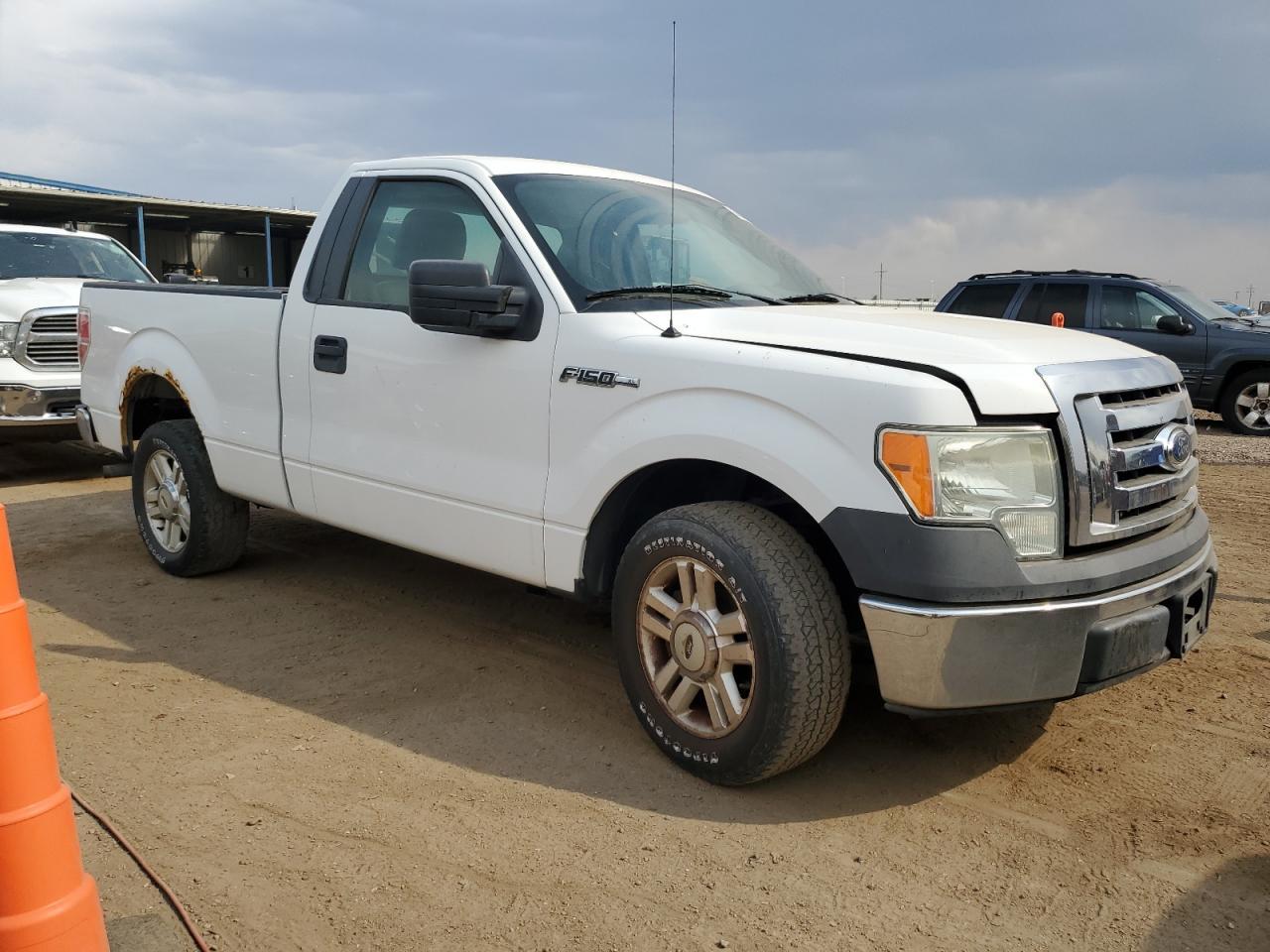2009 Ford F150 - Image 4