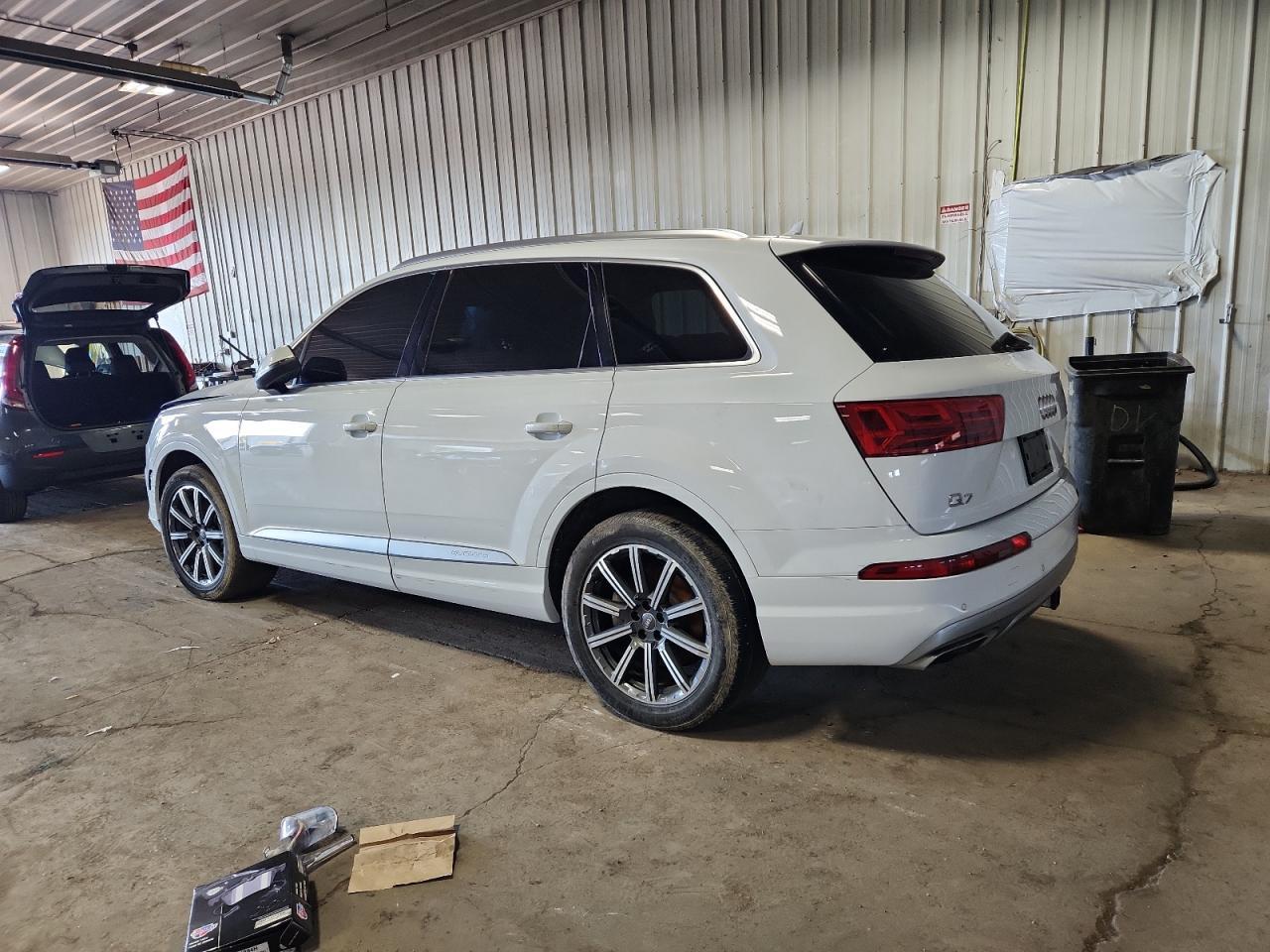 2018 Audi Q7 Prestige - Image 2