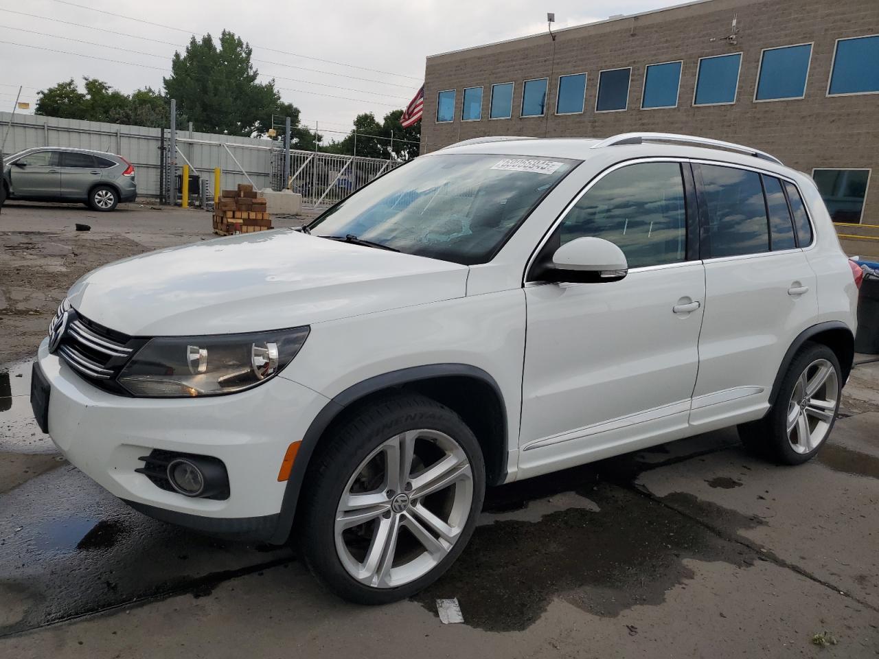2016 Volkswagen Tiguan S