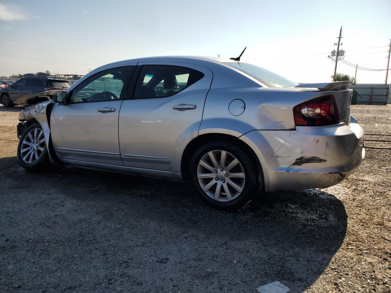 2012 Dodge Avenger Se - Фото 2