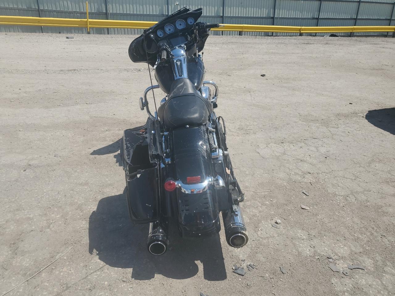 2017 Harley-Davidson Flhxs Street Glide Special - Фото 4