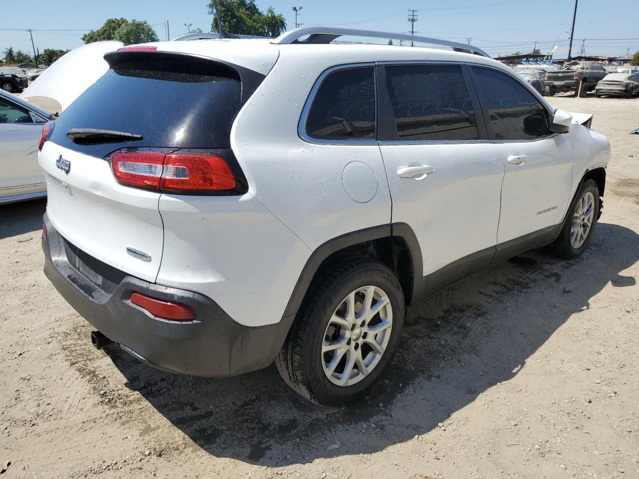 2018 Jeep Cherokee Latitude Plus - Фото 3