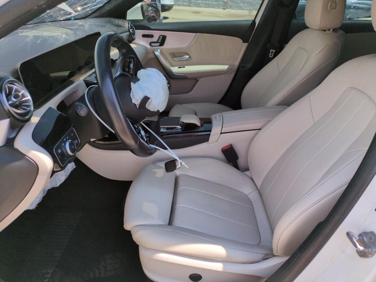 2020 Mercedes-Benz A 220 - Фото 7