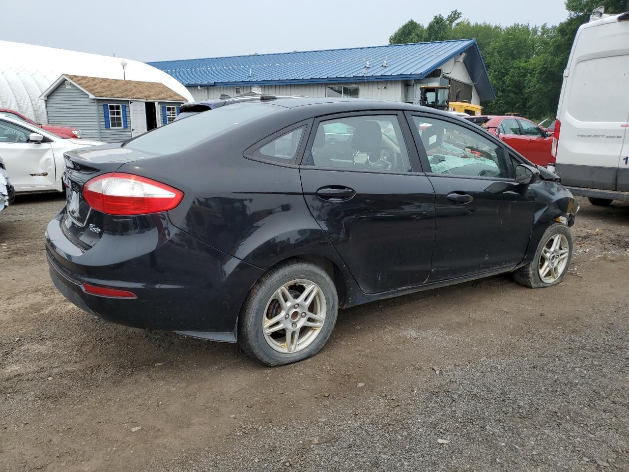 2019 Ford Fiesta Se - Фото 3