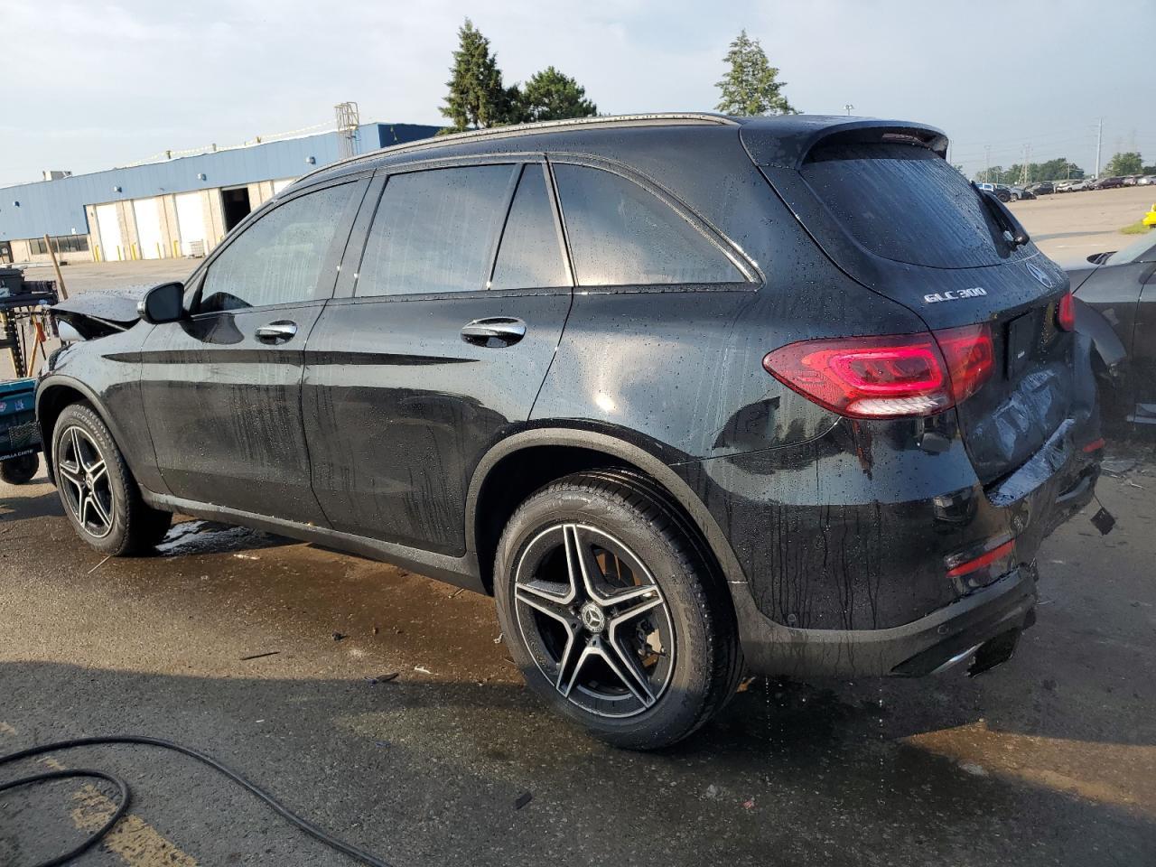 2022 Mercedes-Benz Glc 300 4Matic - Фото 2
