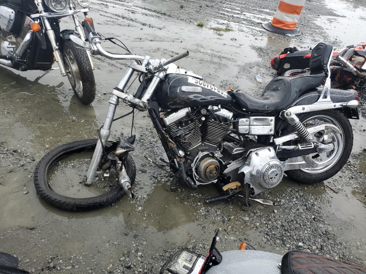2006 Harley-Davidson Fxdwgi - Фото 3