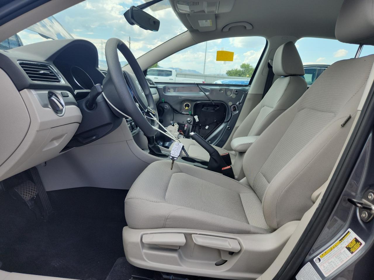 2017 Volkswagen Passat S - Image 7