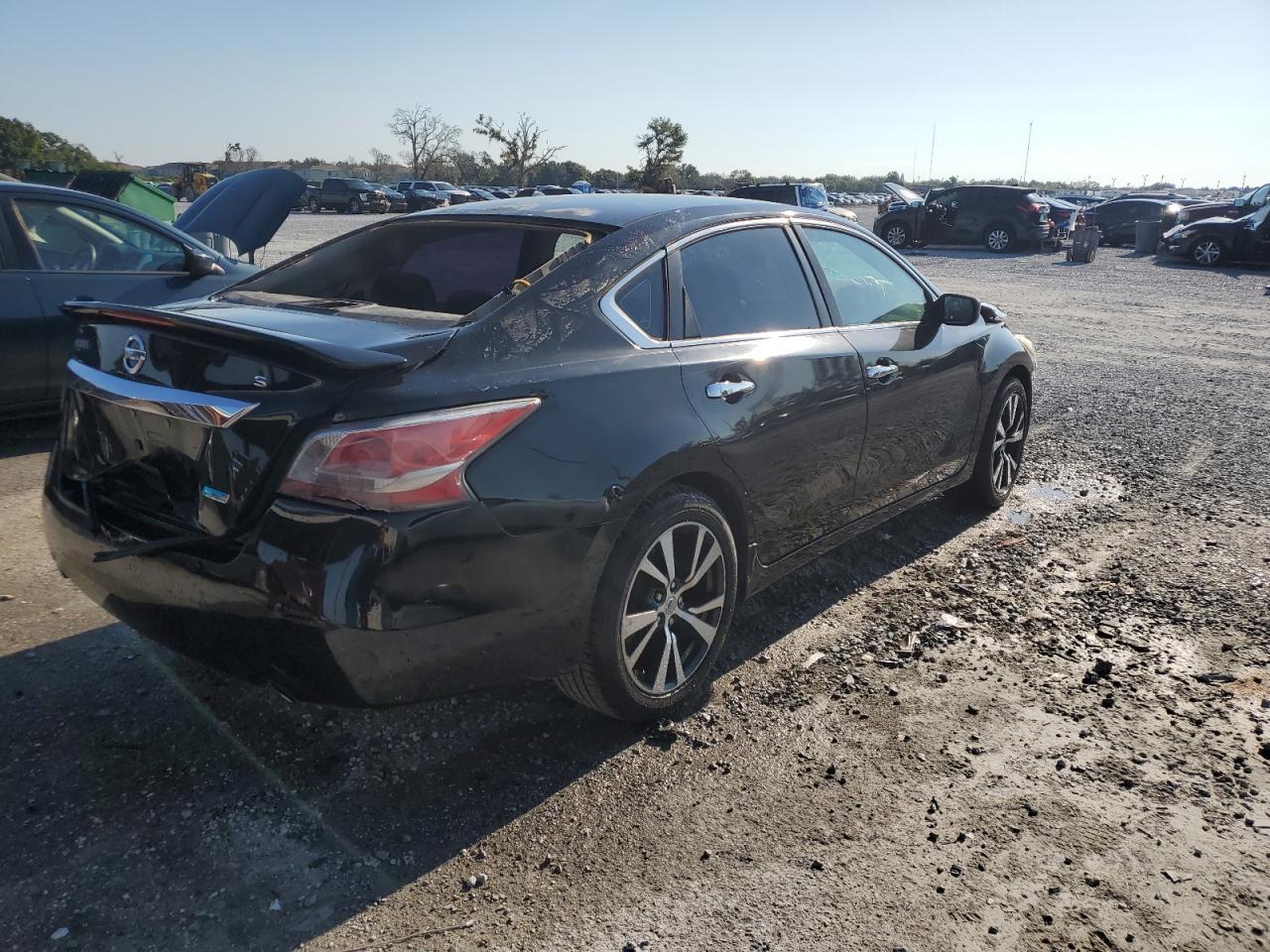 2014 Nissan Altima 2.5 - Image 3
