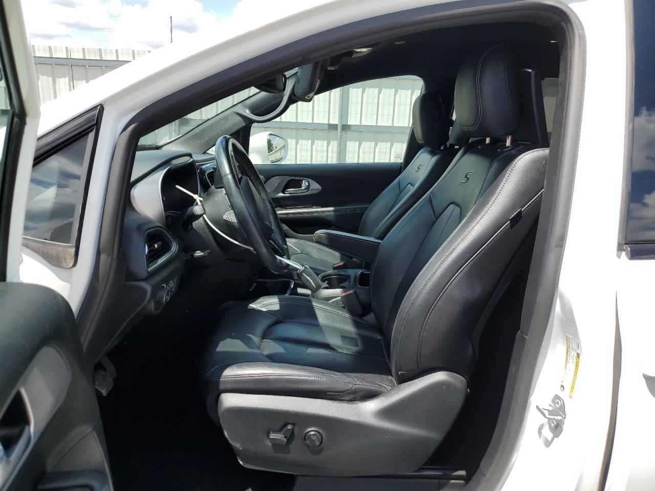 2019 Chrysler Pacifica Touring L Plus - Фото 7