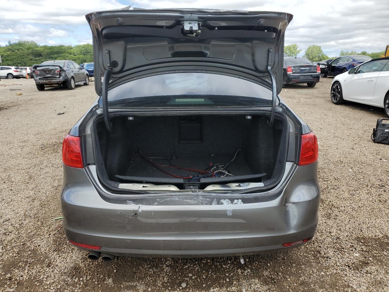 2011 Volkswagen Jetta Se - Image 6