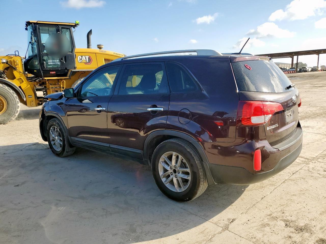 2015 Kia Sorento Lx - Image 2