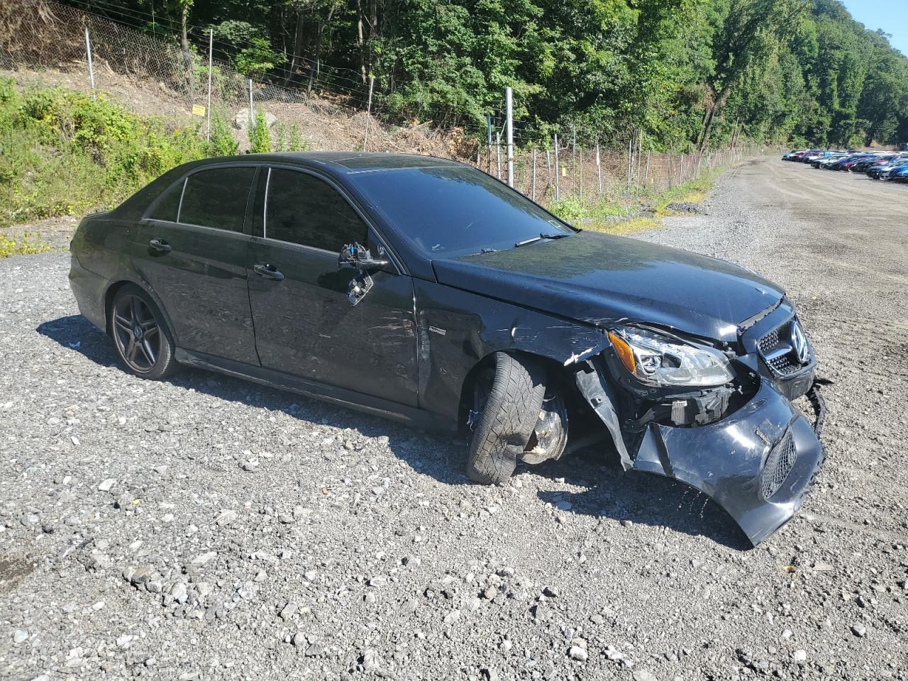 2015 Mercedes-Benz E 400 4Matic - Фото 4