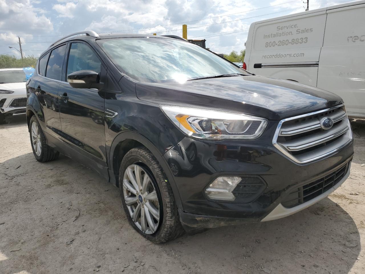 2017 Ford Escape Titanium - Image 4