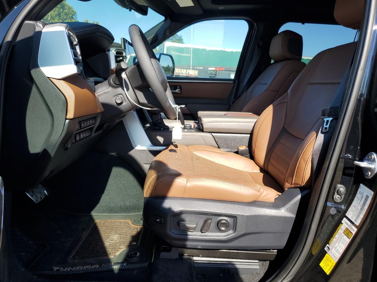 2025 Toyota Tundra Crewmax Platinum - Фото 7