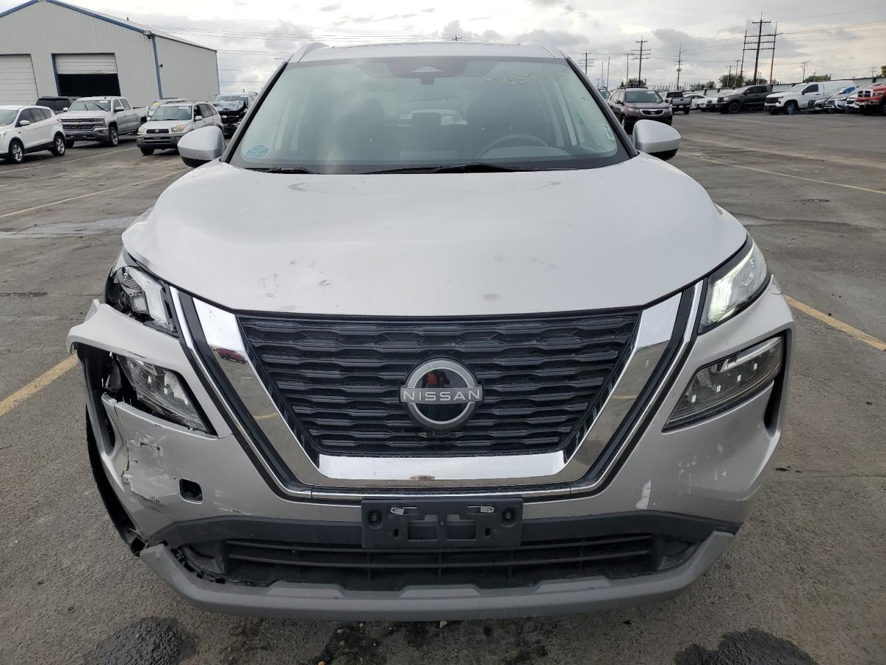 2023 Nissan Rogue Sv - Фото 5