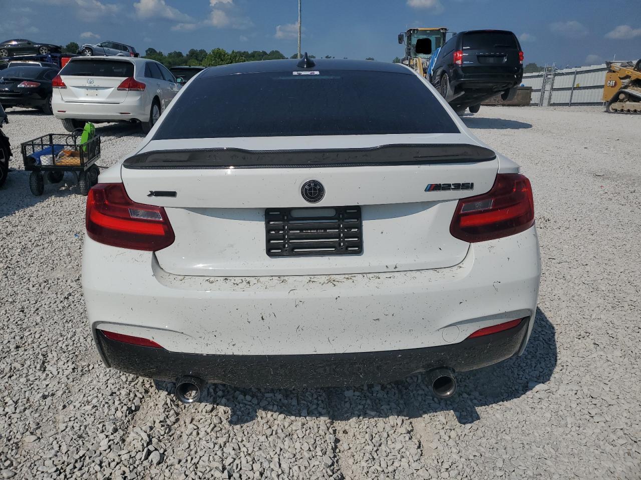 2015 BMW M235Xi - Фото 6