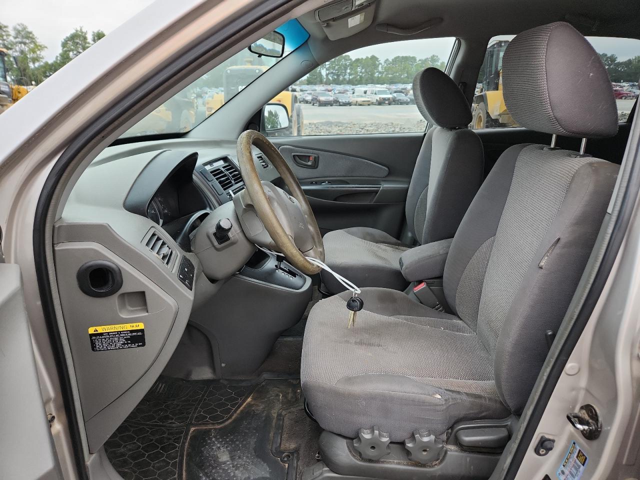 2006 Hyundai Tucson Gl - Image 7
