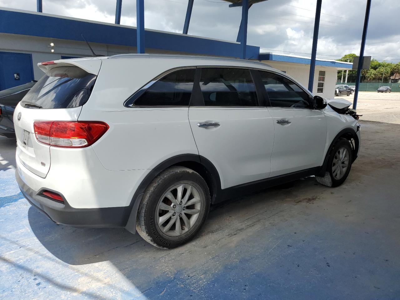2017 Kia Sorento Lx - Фото 3