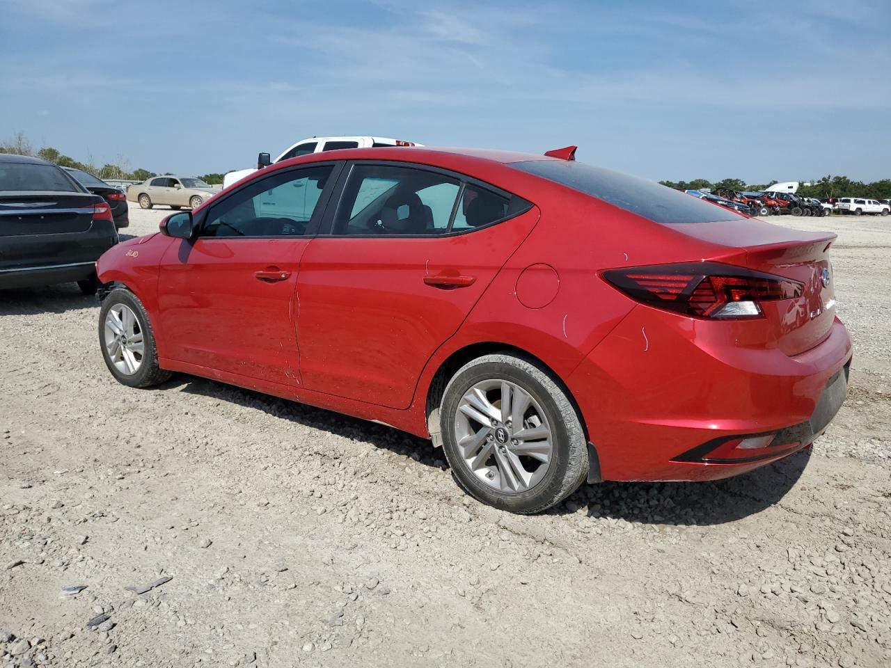 2020 Hyundai Elantra Sel - Фото 2