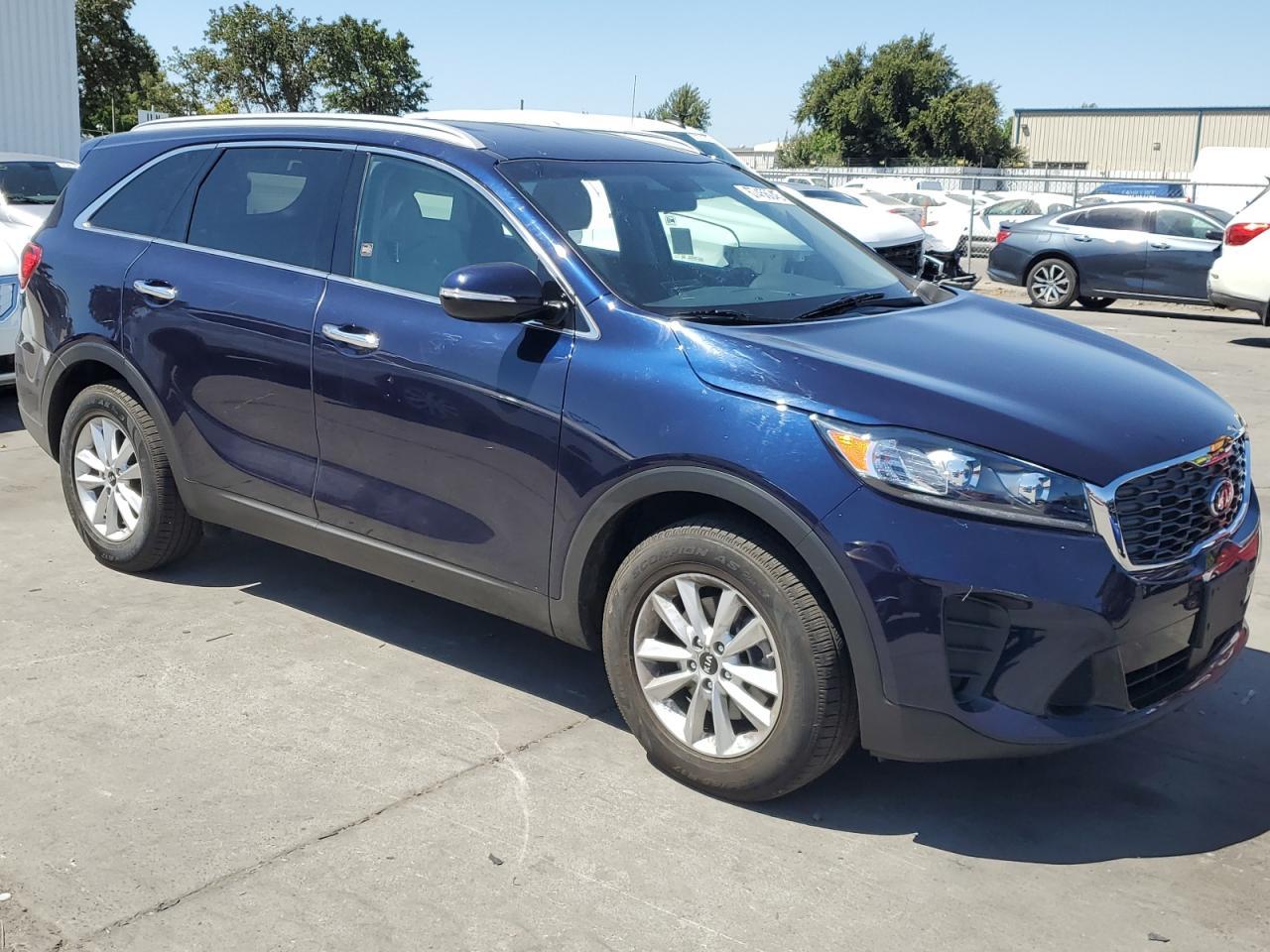 2020 Kia Sorento L - Image 4