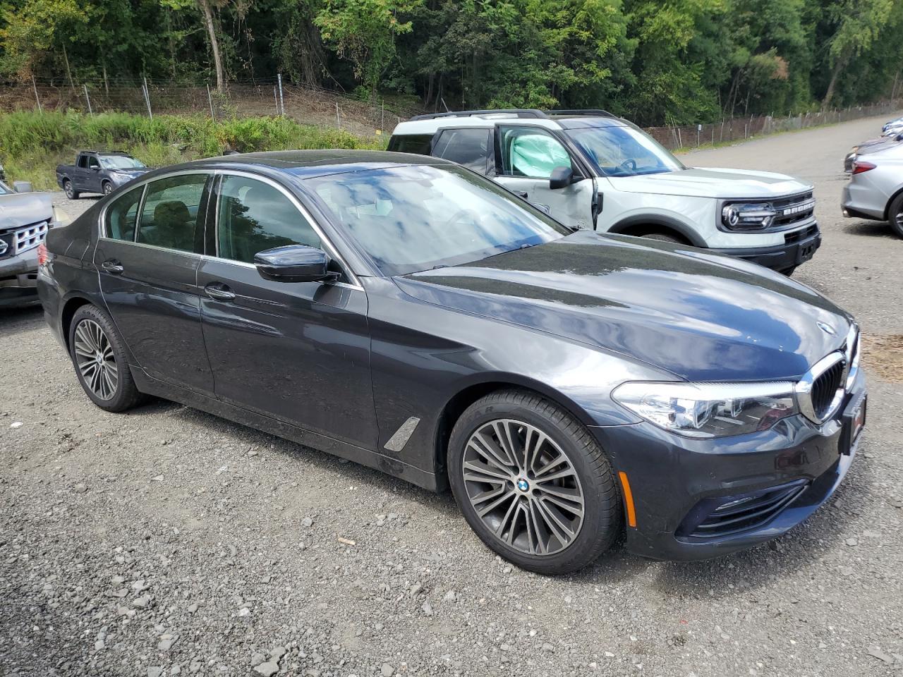 2018 BMW 530 Xi - Фото 4