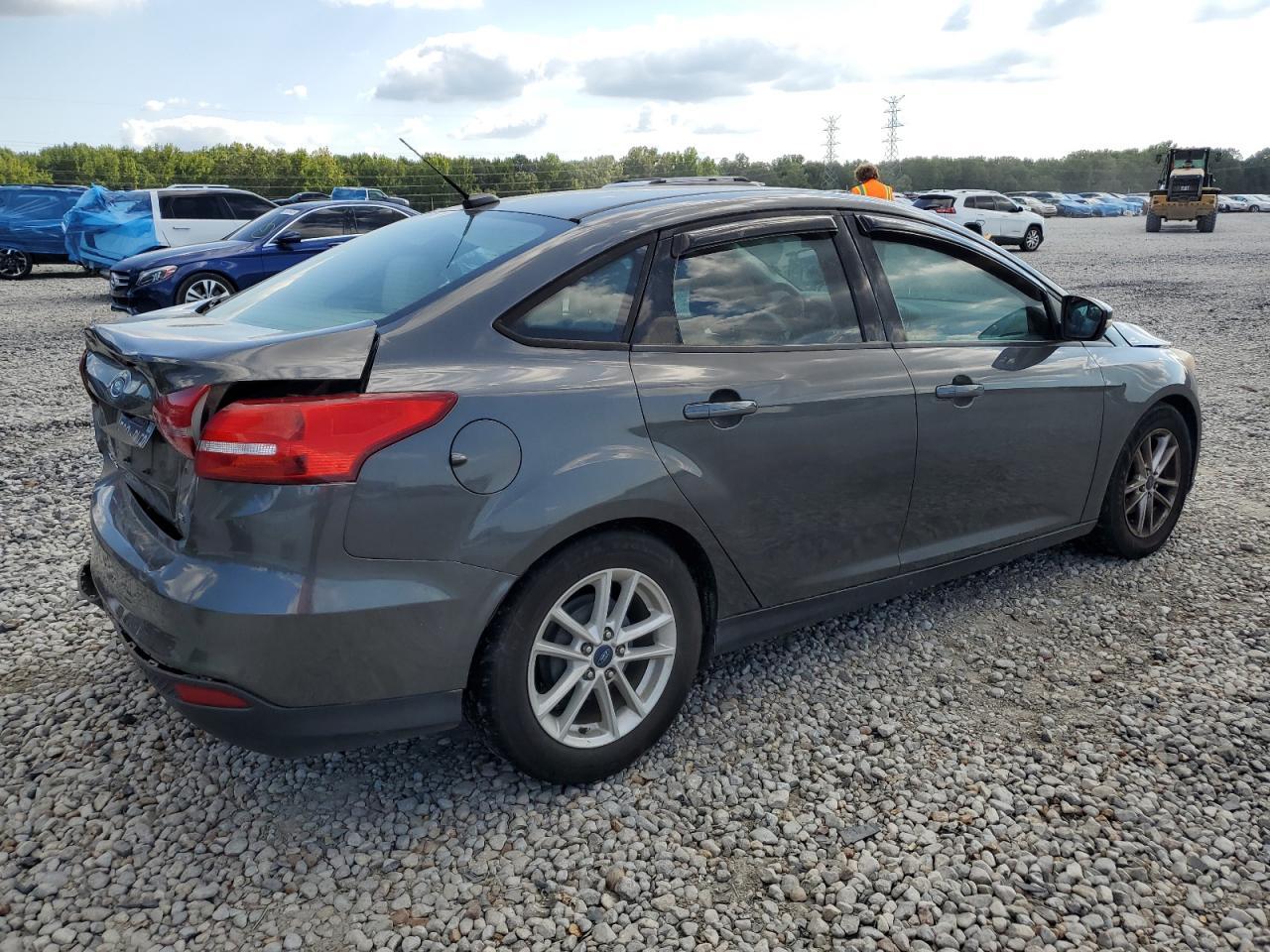 2015 Ford Focus Se - Фото 3