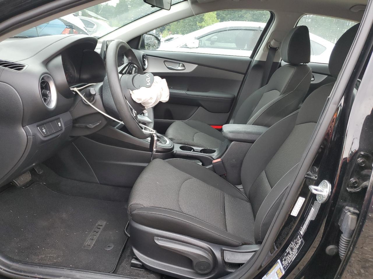 2022 Kia Forte Fe - Фото 7