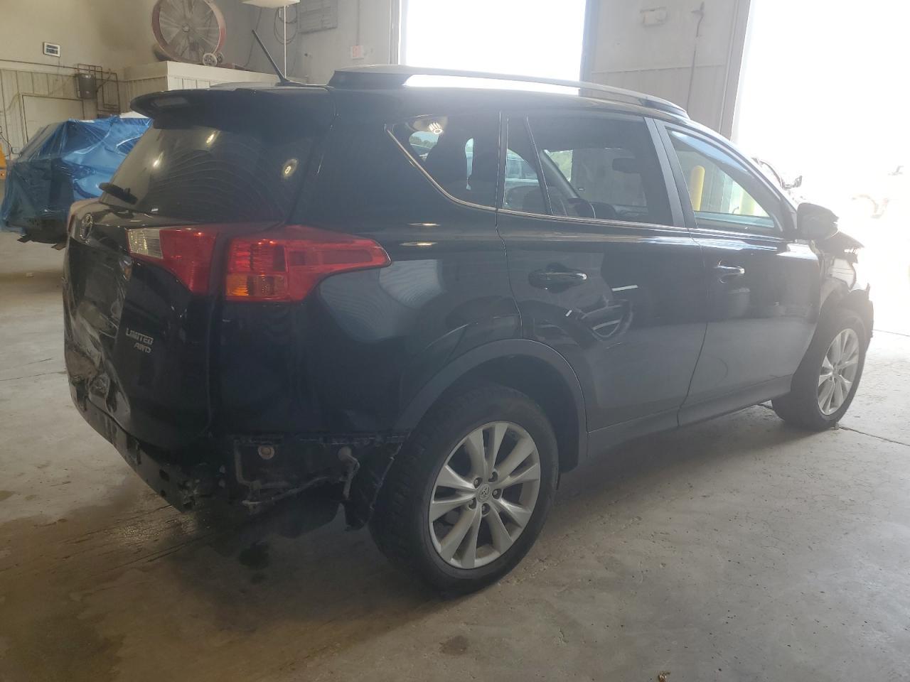 2015 Toyota Rav4 Limited - Фото 3