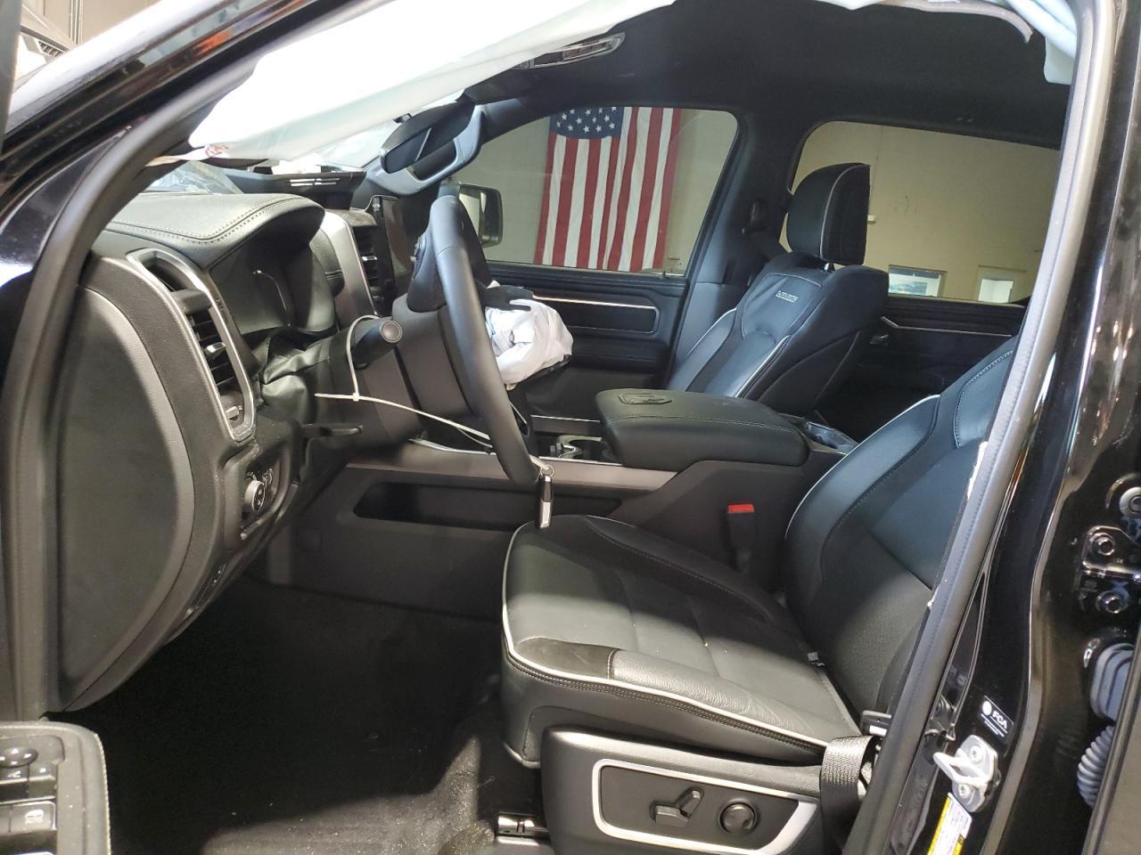 2025 Ram 1500 - Image 7