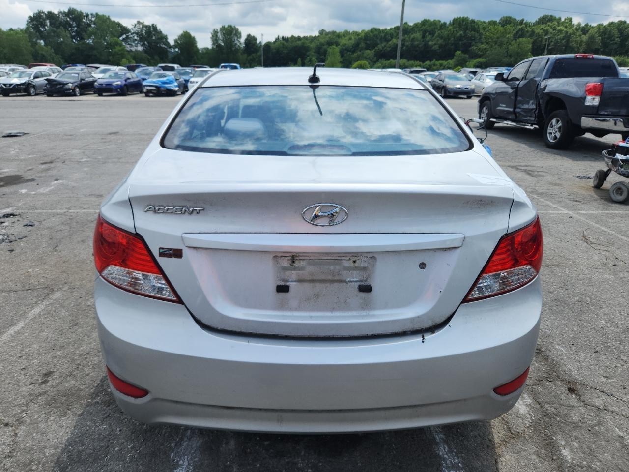 2014 Hyundai Accent Gls - Фото 6