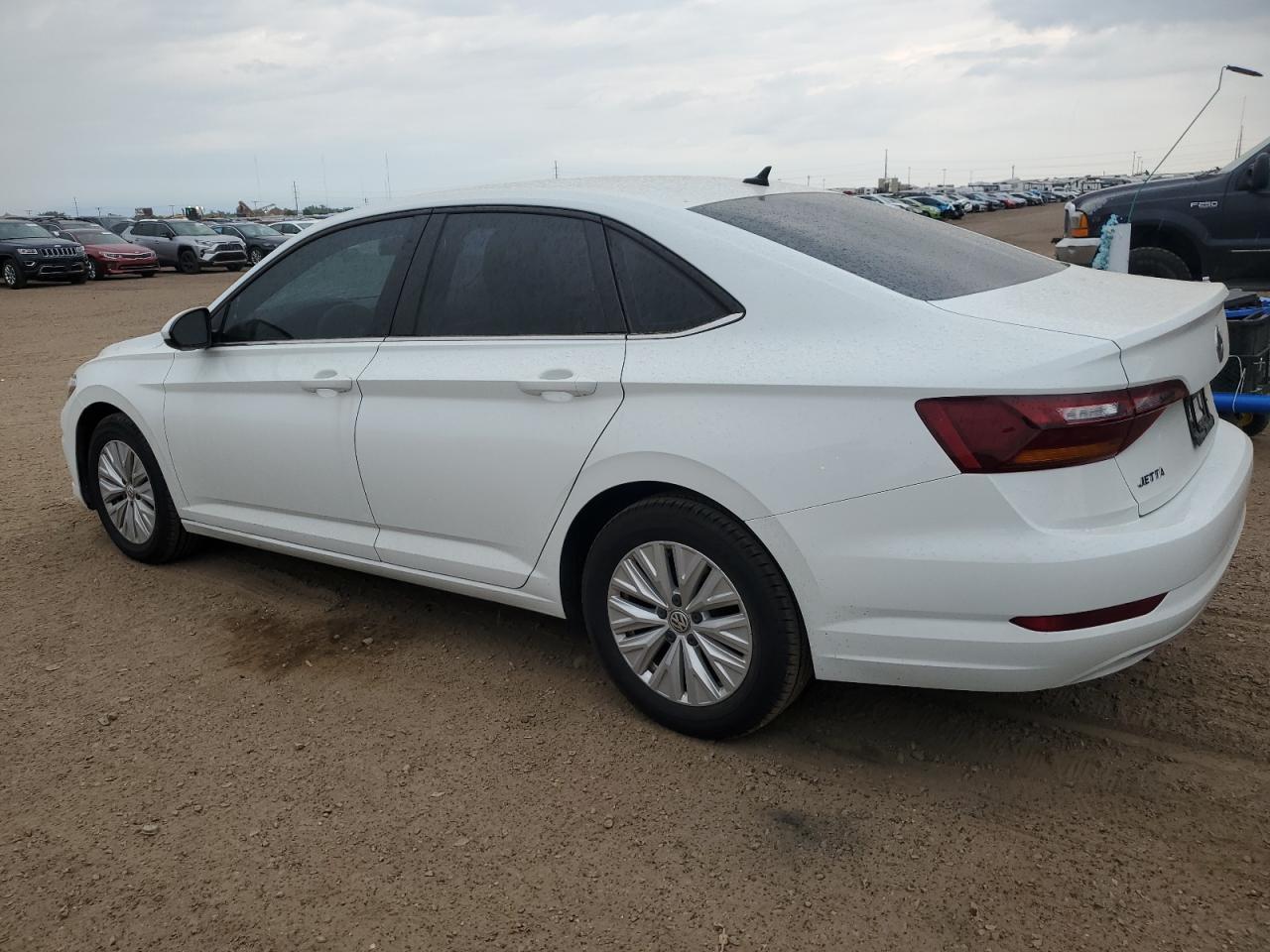 2019 Volkswagen Jetta S - Фото 2